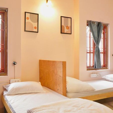 Roambay - Gokulam Hostel Mysore Εξωτερικό φωτογραφία
