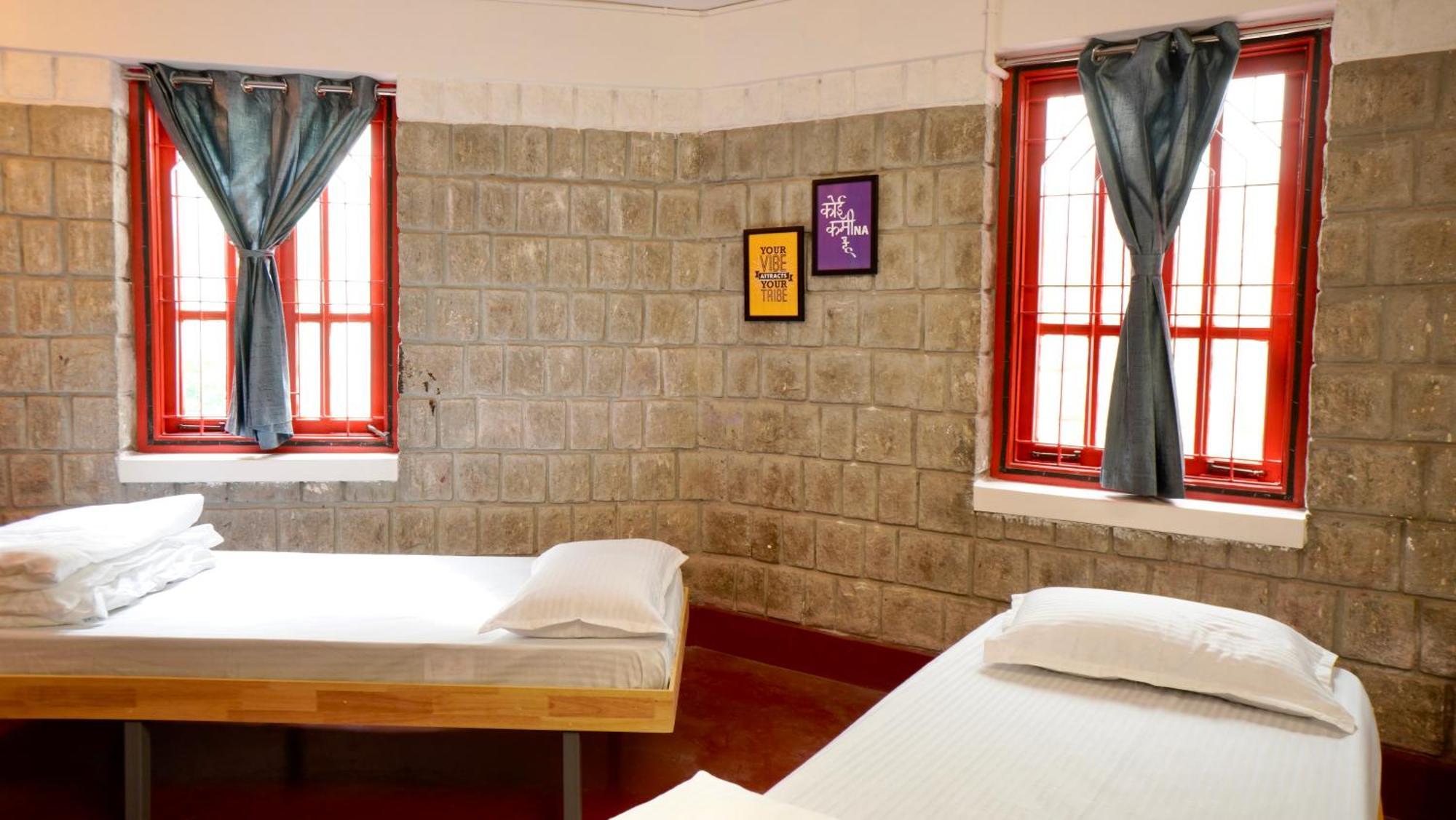 Roambay - Gokulam Hostel Mysore Εξωτερικό φωτογραφία