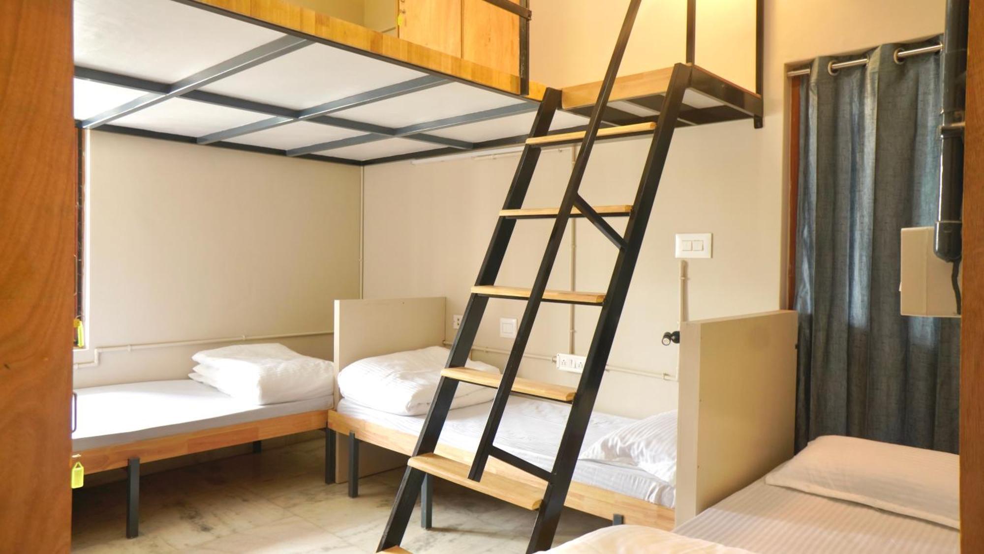 Roambay - Gokulam Hostel Mysore Εξωτερικό φωτογραφία